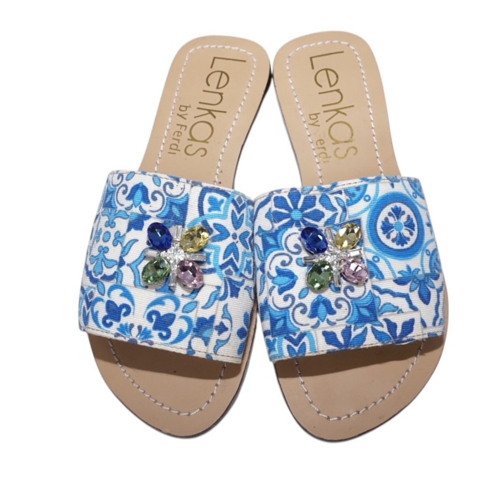 Lenkas by Ferdi NWOT Blue Patterned Rhinestone Slip-On Sandals, Size 6